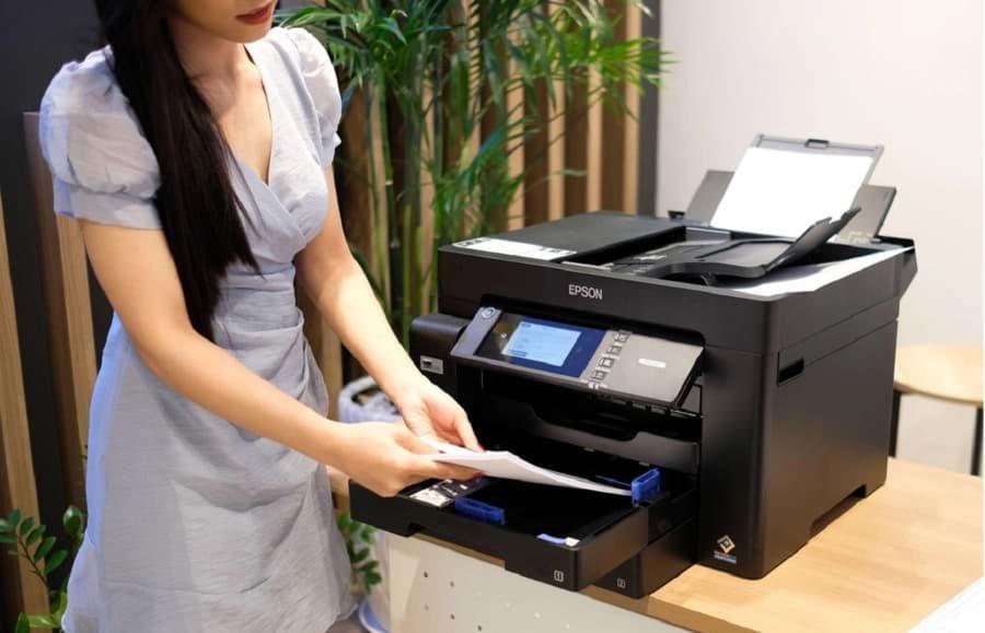 Epson M15180 in A3 có tốt không? Đánh giá thực tế trước khi mua Epson M15180 in A3 có tốt không? Đánh giá thực tế trước khi mua