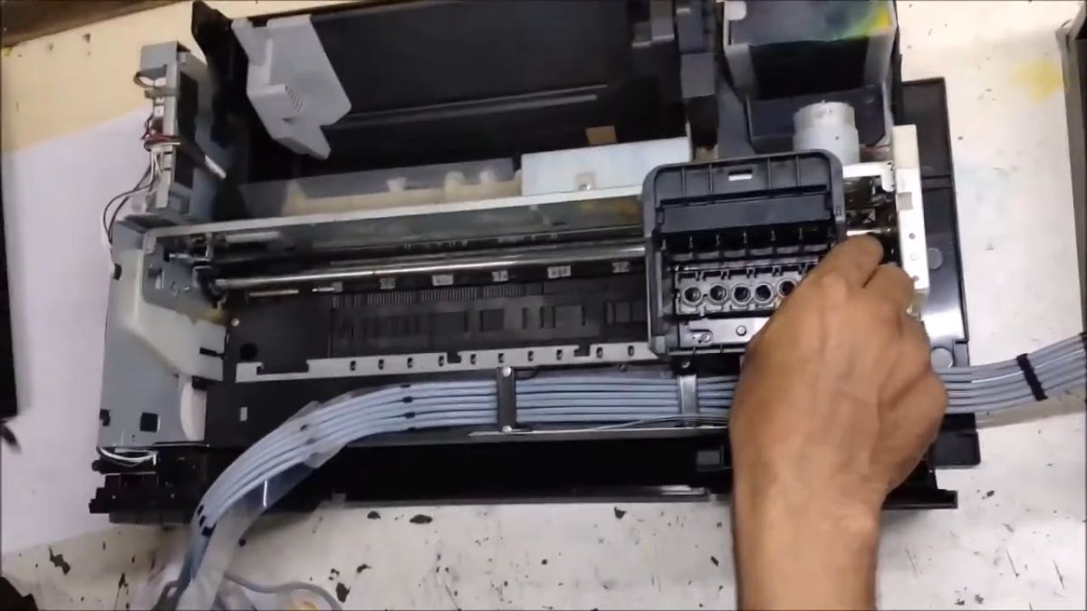 Vì sao mực Epson bị tắc đầu phun? Nguyên nhân và cách xử lý hiệu quả Vì sao mực Epson bị tắc đầu phun? Nguyên nhân và cách xử lý hiệu quả